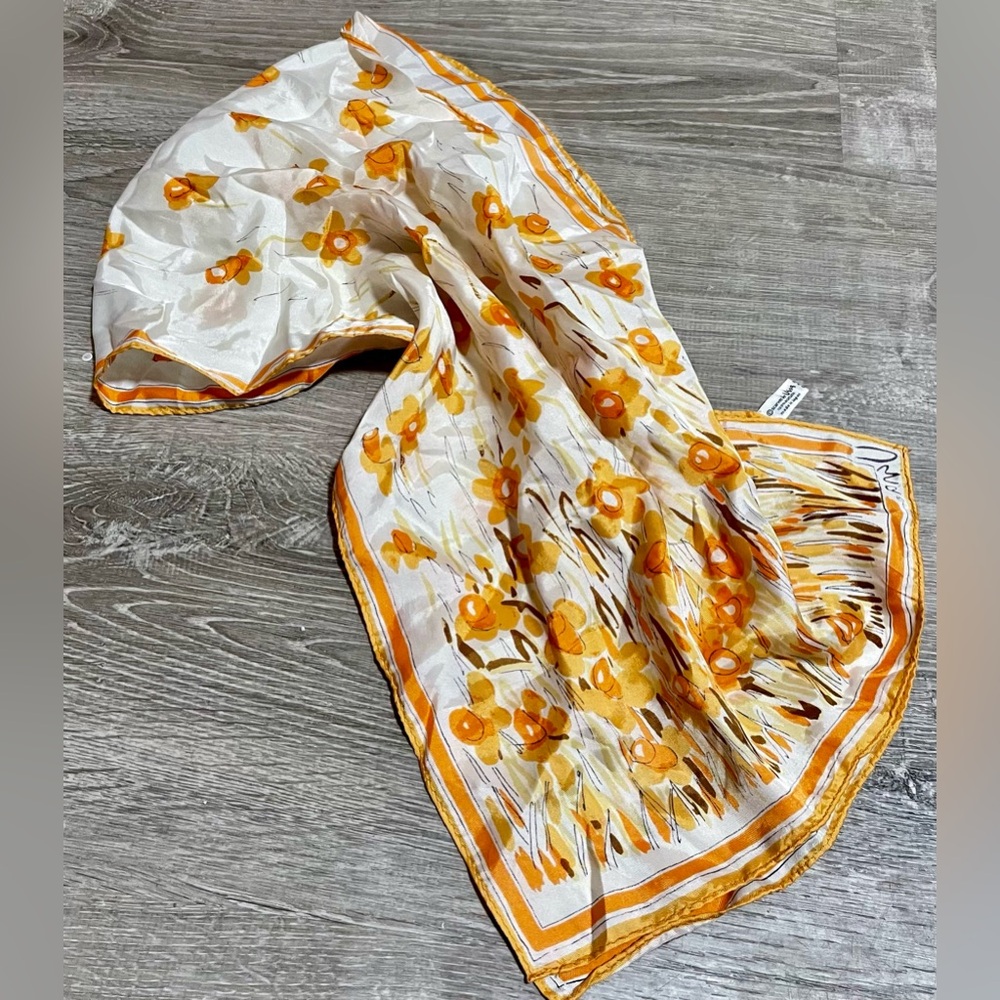 Vera Vintage Silk Floral Scarf